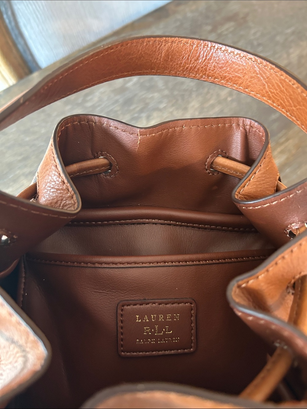 Vintage Lauren Ralph Lauren Cream Sherpa & Brown Leather Drawstring Bucket Bag - Picture 5 of 14